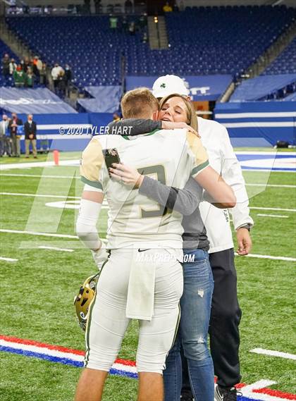 Thumbnail 2 in Westfield vs. Center Grove (IHSAA 6A State Final) photogallery.