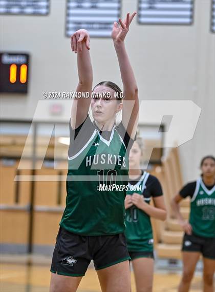 Thumbnail 2 in Evansville North vs Mt Vernon (IBCA / IHSAA Showcase) photogallery.