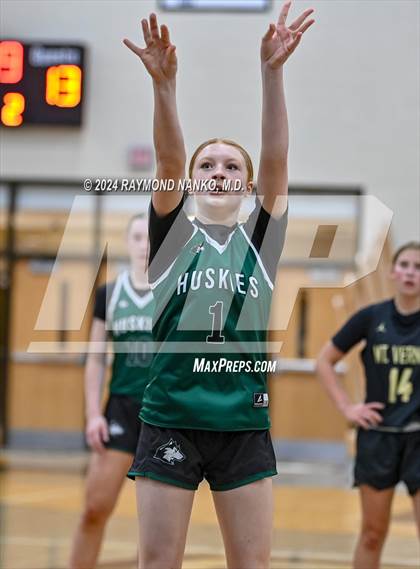 Thumbnail 3 in Evansville North vs Mt Vernon (IBCA / IHSAA Showcase) photogallery.