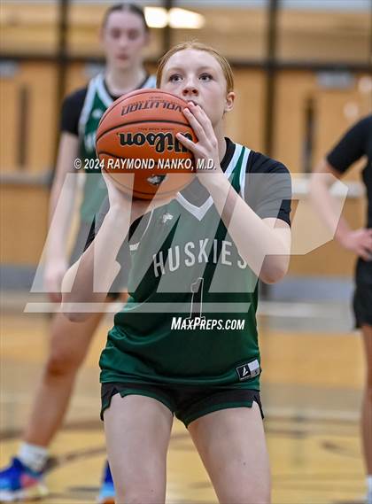 Thumbnail 1 in Evansville North vs Mt Vernon (IBCA / IHSAA Showcase) photogallery.