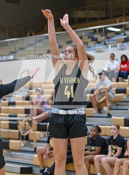 Thumbnail 1 in Evansville North vs Mt Vernon (IBCA / IHSAA Showcase) photogallery.