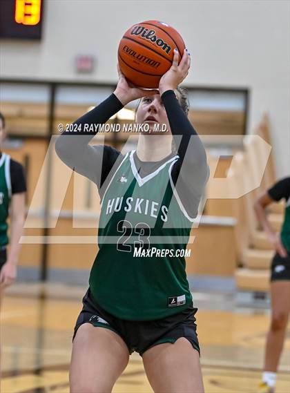 Thumbnail 1 in Evansville North vs Mt Vernon (IBCA / IHSAA Showcase) photogallery.