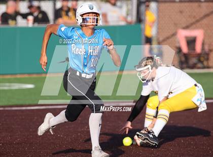 Thumbnail 3 in Rock Hill vs Forney (UIL 5A Regional Semifinal) photogallery.