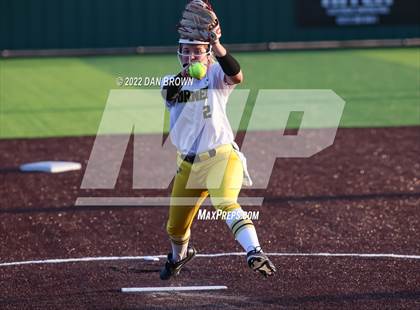 Thumbnail 2 in Rock Hill vs Forney (UIL 5A Regional Semifinal) photogallery.