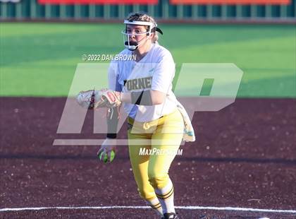 Thumbnail 2 in Rock Hill vs Forney (UIL 5A Regional Semifinal) photogallery.