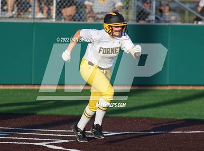 Thumbnail 3 in Rock Hill vs Forney (UIL 5A Regional Semifinal) photogallery.