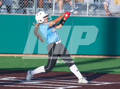 Thumbnail 1 in Rock Hill vs Forney (UIL 5A Regional Semifinal) photogallery.