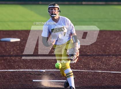 Thumbnail 3 in Rock Hill vs Forney (UIL 5A Regional Semifinal) photogallery.