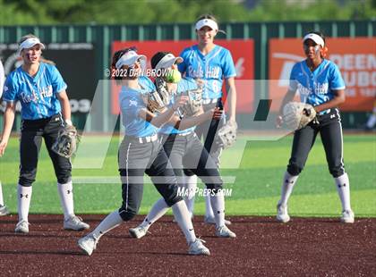 Thumbnail 2 in Rock Hill vs Forney (UIL 5A Regional Semifinal) photogallery.