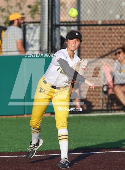 Thumbnail 3 in Rock Hill vs Forney (UIL 5A Regional Semifinal) photogallery.