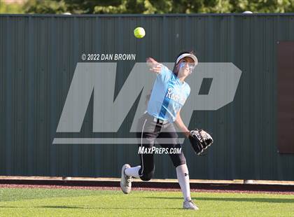 Thumbnail 2 in Rock Hill vs Forney (UIL 5A Regional Semifinal) photogallery.