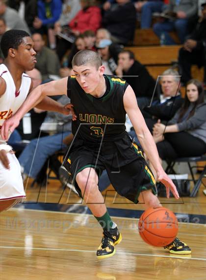Thumbnail 1 in West Linn vs Central Catholic (Les Schwab Invitational) photogallery.