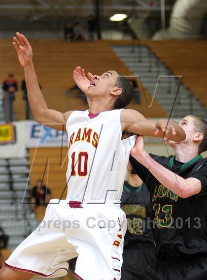 Thumbnail 3 in West Linn vs Central Catholic (Les Schwab Invitational) photogallery.