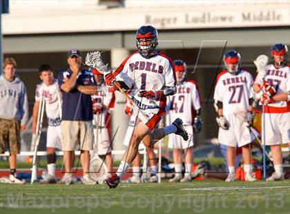 Thumbnail 1 in Wilton vs New Fairfield (CIAC Class M Semifinal) photogallery.