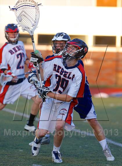 Thumbnail 3 in Wilton vs New Fairfield (CIAC Class M Semifinal) photogallery.
