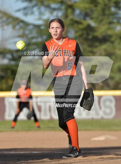 Thumbnail 1 in Foothill @ Natomas photogallery.
