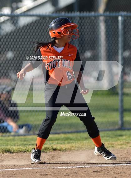 Thumbnail 1 in Foothill @ Natomas photogallery.