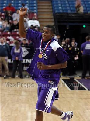 Thumbnail 2 in Sacramento vs. Sacred Heart Cathedral (CIF NorCal Regional D3 Final) photogallery.