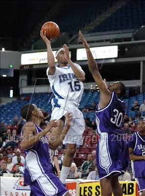 Thumbnail 1 in Sacramento vs. Sacred Heart Cathedral (CIF NorCal Regional D3 Final) photogallery.
