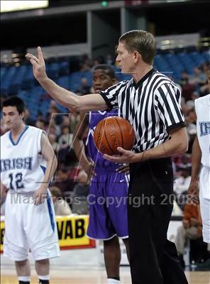 Thumbnail 1 in Sacramento vs. Sacred Heart Cathedral (CIF NorCal Regional D3 Final) photogallery.