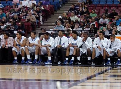Thumbnail 3 in Sacramento vs. Sacred Heart Cathedral (CIF NorCal Regional D3 Final) photogallery.