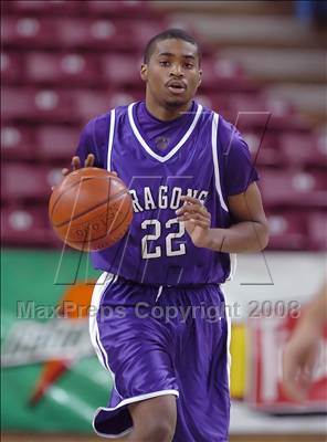 Thumbnail 2 in Sacramento vs. Sacred Heart Cathedral (CIF NorCal Regional D3 Final) photogallery.
