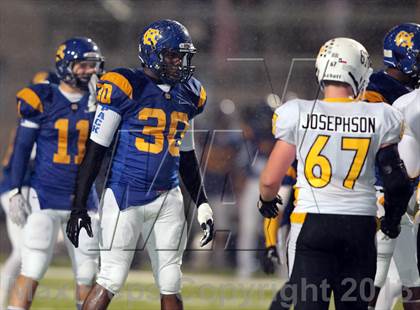 Thumbnail 3 in Crandall vs. Chapel Hill (UIL 3A Area Playoff) photogallery.