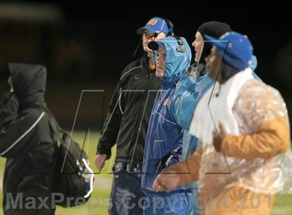Thumbnail 3 in Crandall vs. Chapel Hill (UIL 3A Area Playoff) photogallery.