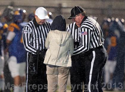 Thumbnail 1 in Crandall vs. Chapel Hill (UIL 3A Area Playoff) photogallery.