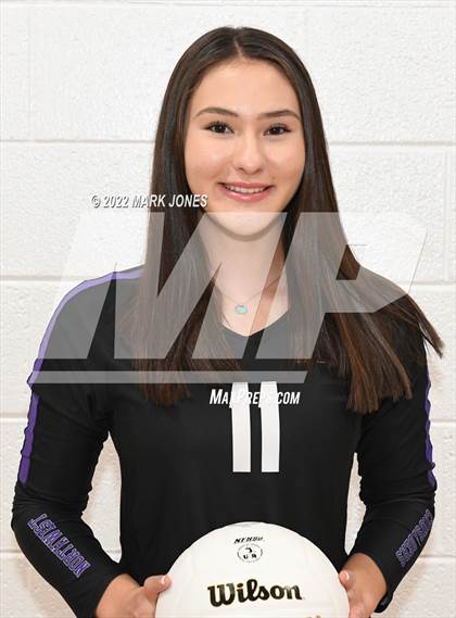 Thumbnail 2 in Northwest Christian - Seniors photogallery.