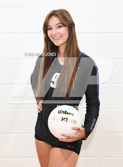 Thumbnail 3 in Northwest Christian - Seniors photogallery.