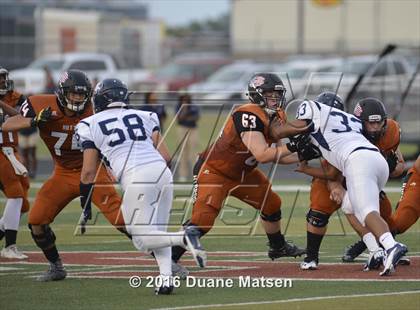 Thumbnail 2 in Bryan @ Hutto photogallery.
