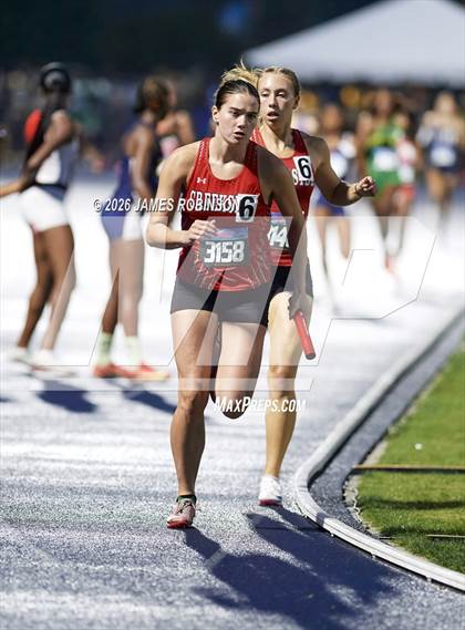 Thumbnail 3 in FHSAA Class 4A Final (4 x 400m) photogallery.