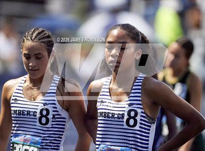 Thumbnail 2 in FHSAA Class 4A Final (4 x 400m) photogallery.