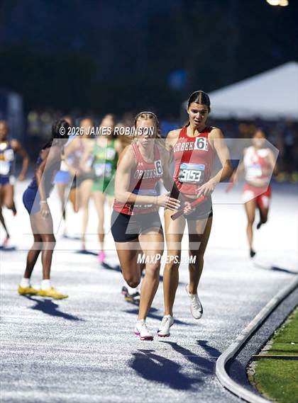 Thumbnail 2 in FHSAA Class 4A Final (4 x 400m) photogallery.