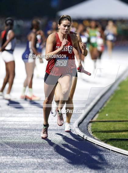 Thumbnail 2 in FHSAA Class 4A Final (4 x 400m) photogallery.