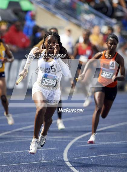 Thumbnail 2 in FHSAA Class 4A Final (4 x 400m) photogallery.