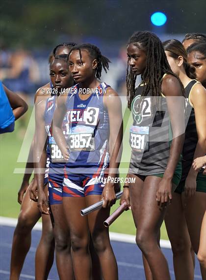 Thumbnail 2 in FHSAA Class 4A Final (4 x 400m) photogallery.