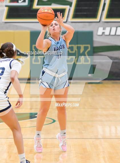 Thumbnail 3 in Valor Christian vs. Mt. Zion Prep Academy  (Nike Tournament of Champions) photogallery.