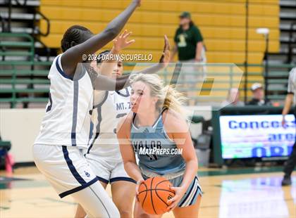 Thumbnail 3 in Valor Christian vs. Mt. Zion Prep Academy  (Nike Tournament of Champions) photogallery.