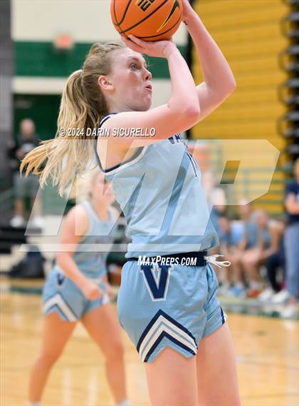 Thumbnail 2 in Valor Christian vs. Mt. Zion Prep Academy  (Nike Tournament of Champions) photogallery.