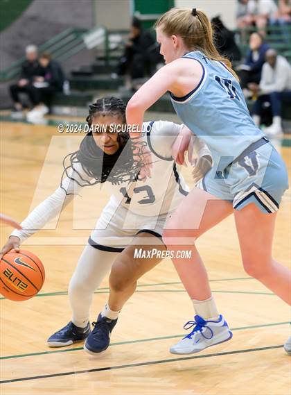 Thumbnail 3 in Valor Christian vs. Mt. Zion Prep Academy  (Nike Tournament of Champions) photogallery.