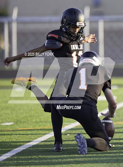 Thumbnail 1 in JV: Grand Saline vs Harmony photogallery.