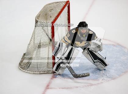 Thumbnail 2 in Monarch @ Centaurus photogallery.