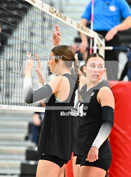 Thumbnail 3 in Roosevelt vs. Longmont photogallery.