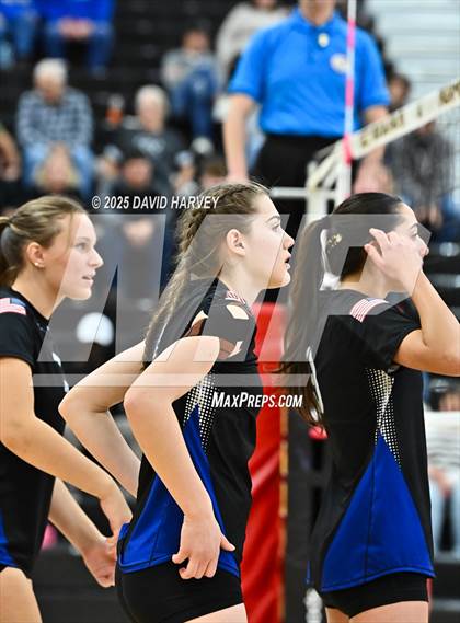 Thumbnail 2 in Roosevelt vs. Longmont photogallery.