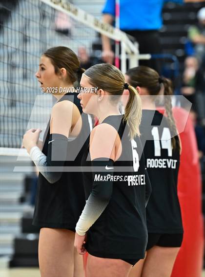 Thumbnail 2 in Roosevelt vs. Longmont photogallery.