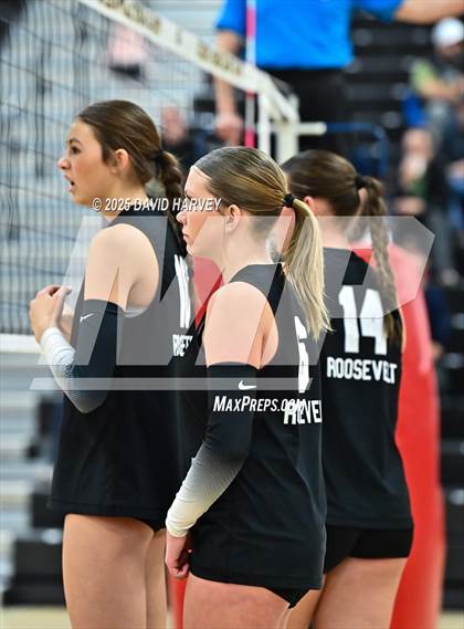 Thumbnail 1 in Roosevelt vs. Longmont photogallery.