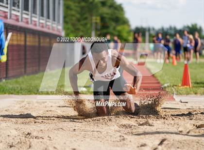 Thumbnail 3 in NYSPHSAA Section I State Qualifier photogallery.