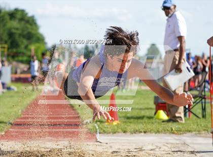 Thumbnail 1 in NYSPHSAA Section I State Qualifier photogallery.